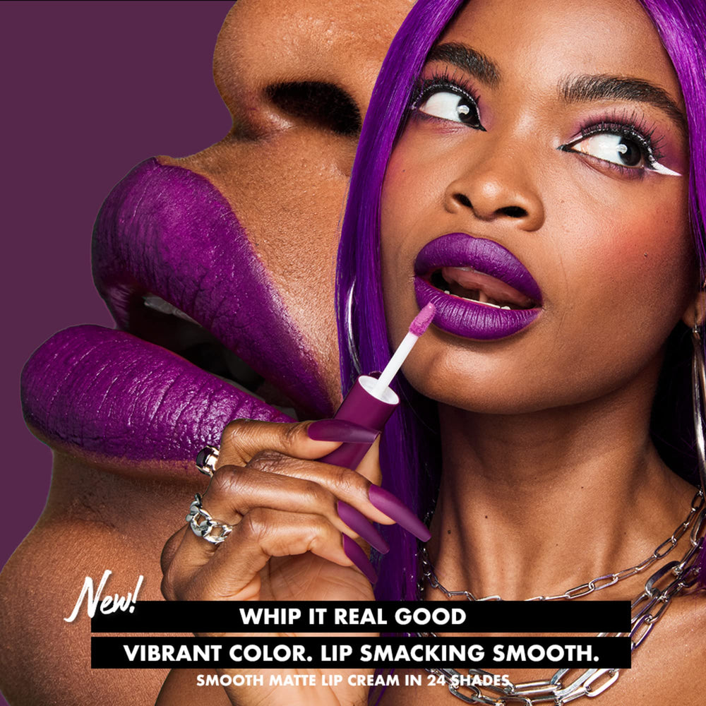 NYX Smooth Whip Matte Lip Cream – texture lisse sans rugosité après l’application.
