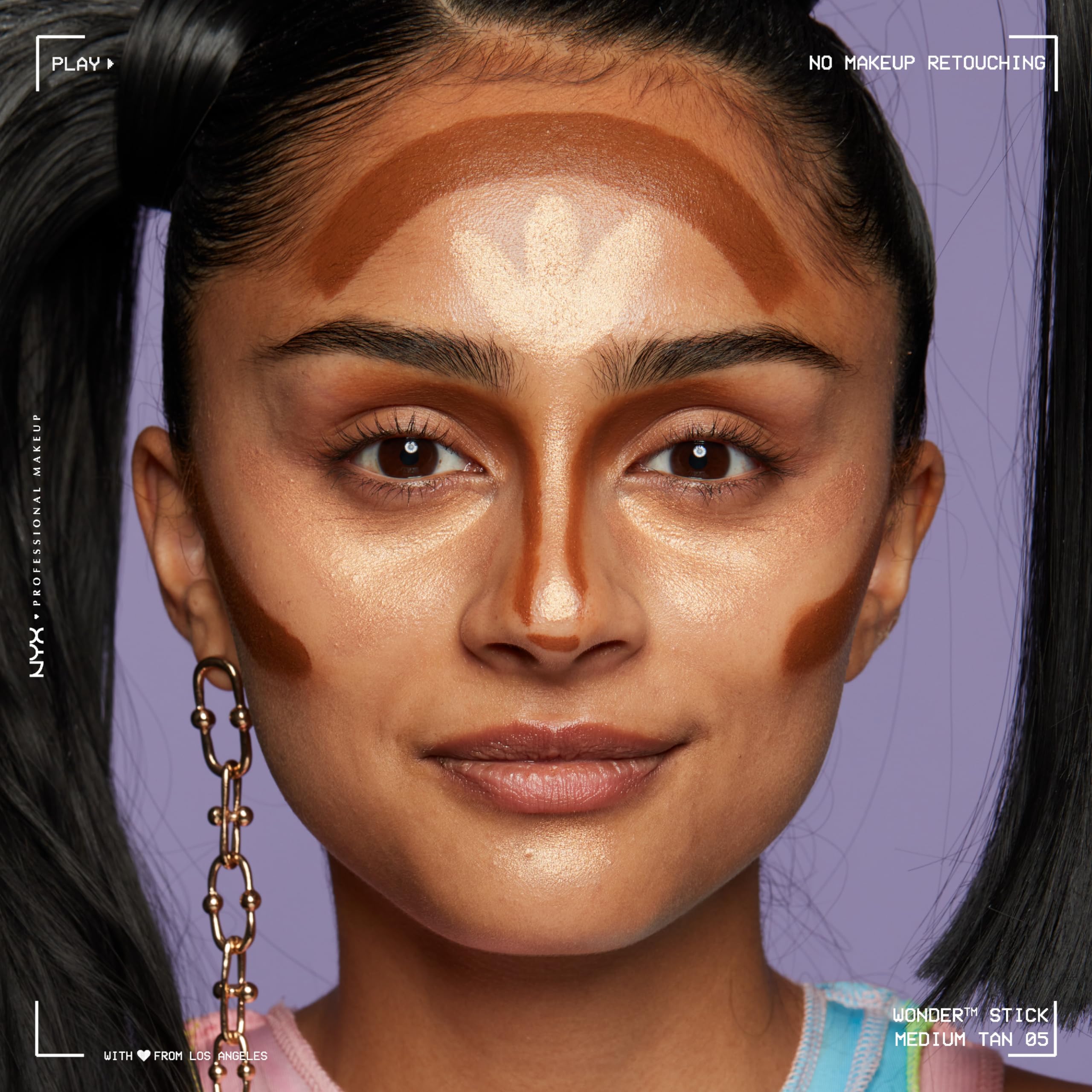 Nyx Wonder Stick contourage visage hauts sublimés.