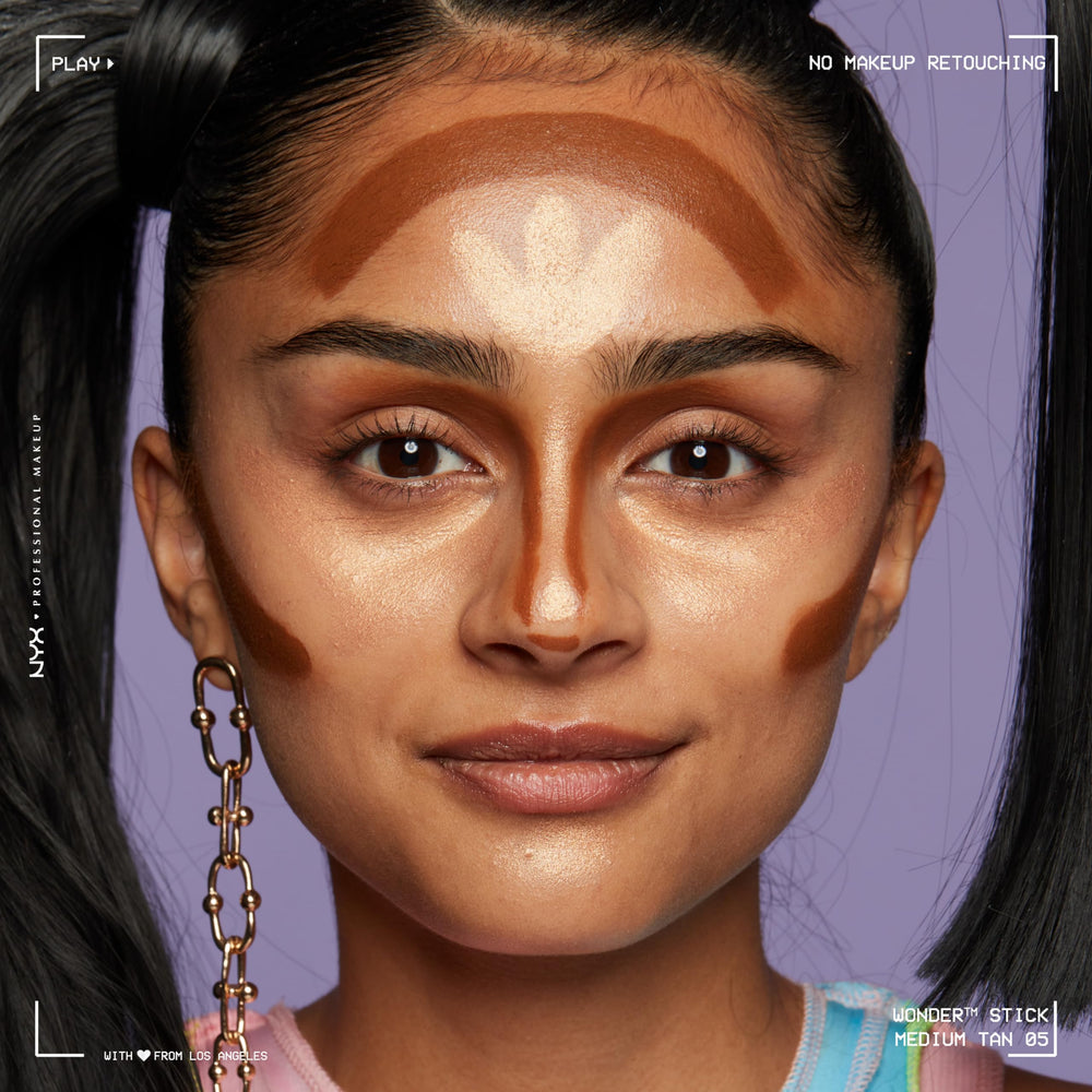 Nyx Wonder Stick contourage visage hauts sublimés.