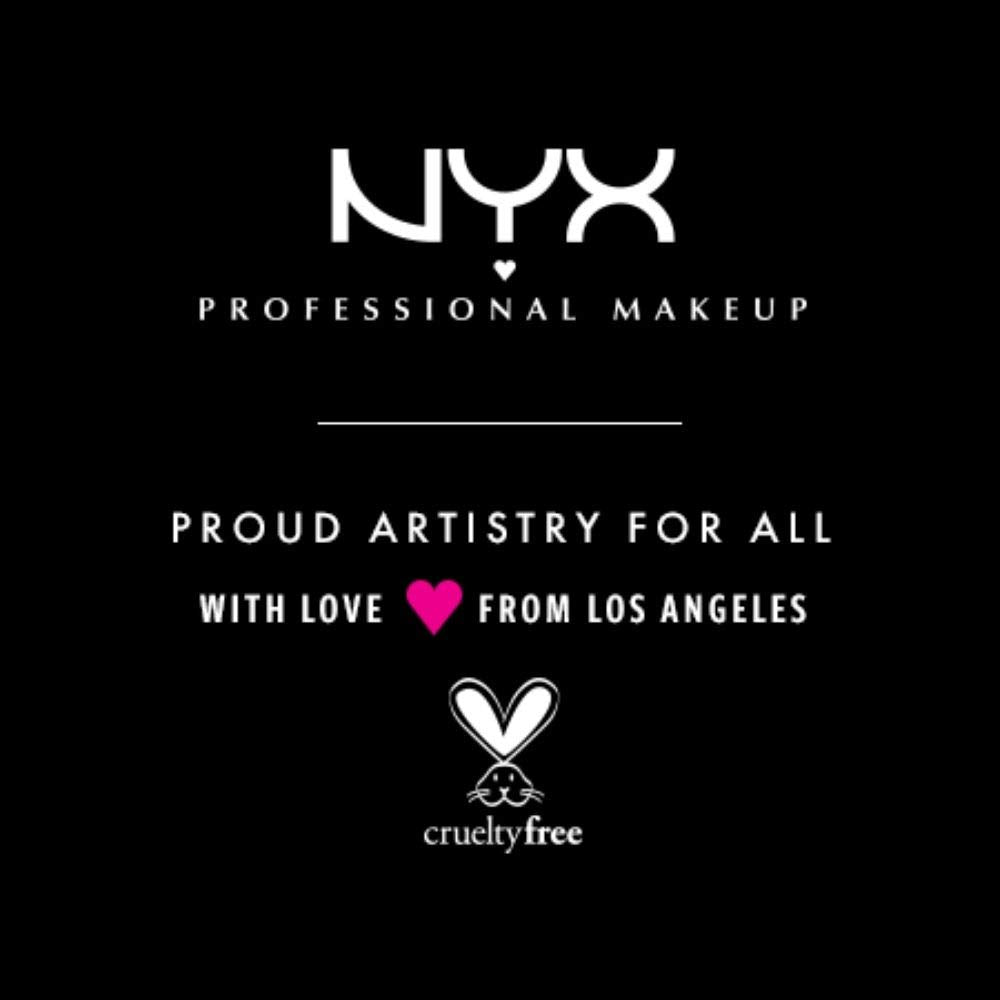 NYX Wonder Stick peut être utilisé avec le blush Wonderstick pour plus de fraîcheur.
