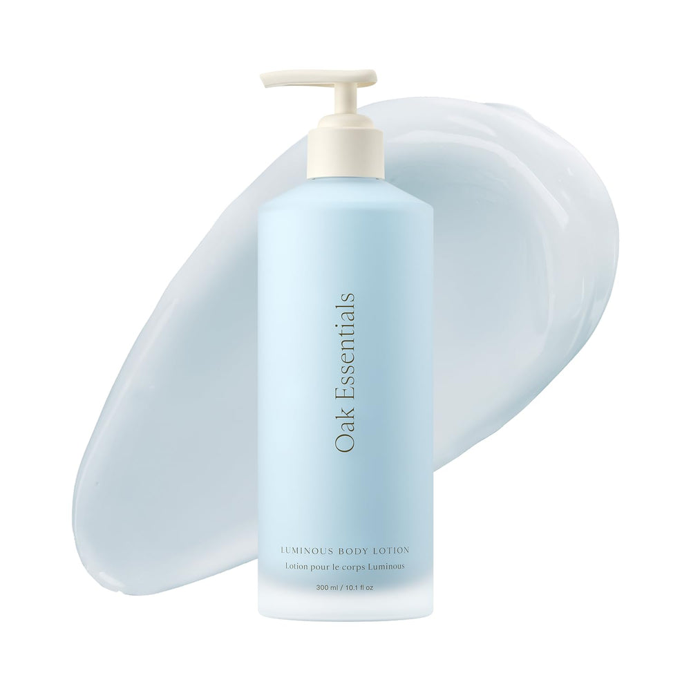 Oak Essentials Luminous Body Lotion – bouteille et capuchon, soin hydratant luxueux pour la peau.