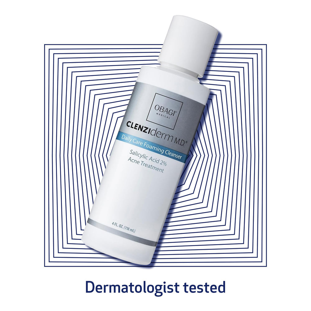 Deux bouteilles incluses dans ce coffret pour une utilisation continue CLENZIderm M.D. Daily Care.