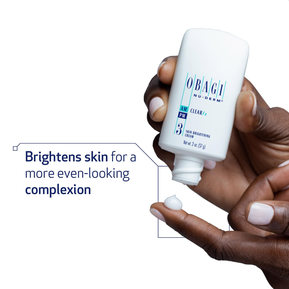 Obagi Nu-Derm Clear Fx creme-visage: texture onctueuse pour un teint lumineux.