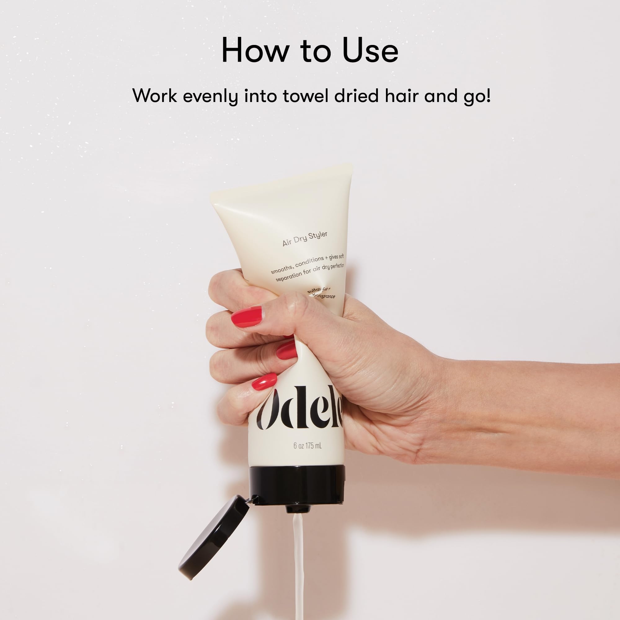 Cheveux deux fois plus faciles à coiffer avec Odele Air Dry Styler.