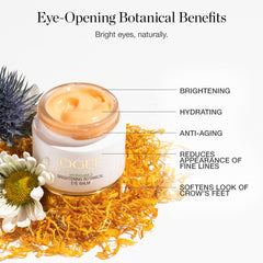 Application autour des yeux du baume pour les yeux Ogee, effet fraîcheur.