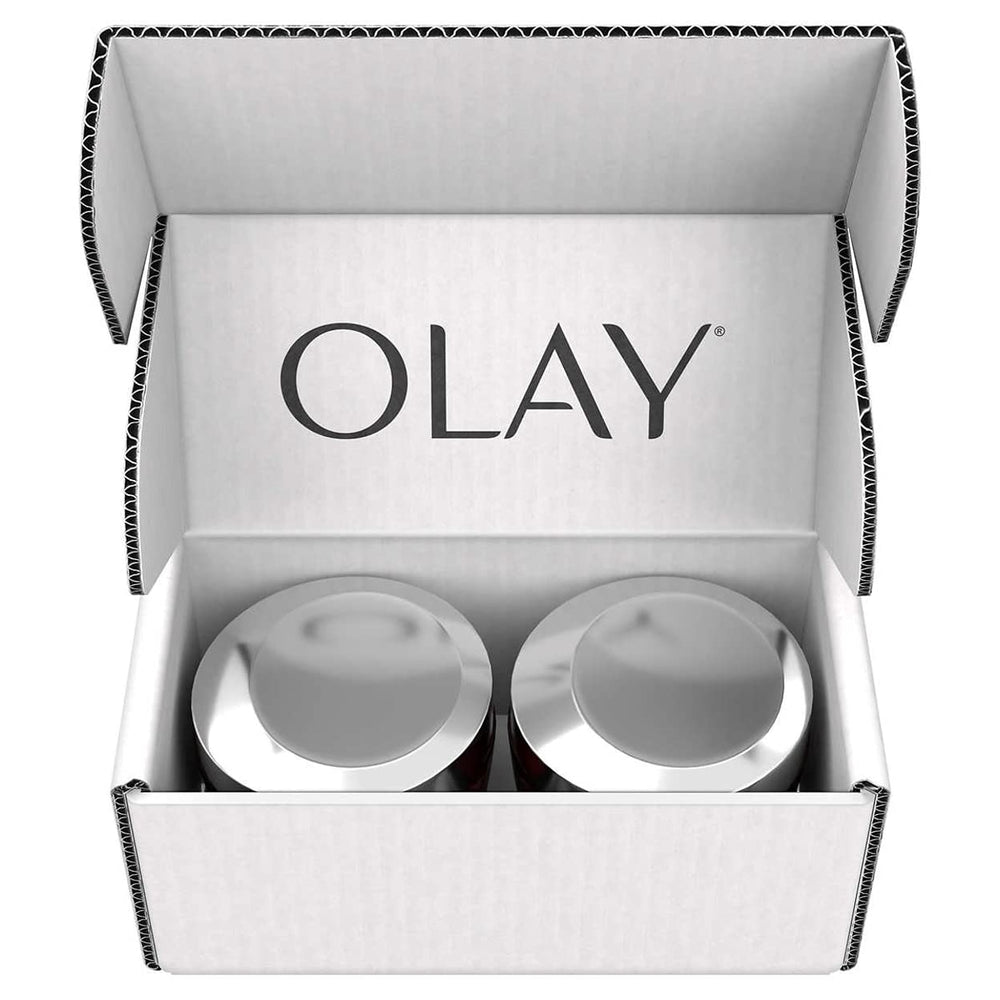 Olay Regenerist crème micro sculptante dans le pot, texture riche pour le visage.