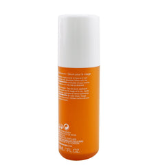 Sérum Banana Bright d'OLEHENRIKSEN : texture légère et hydratation pour un effet plump.