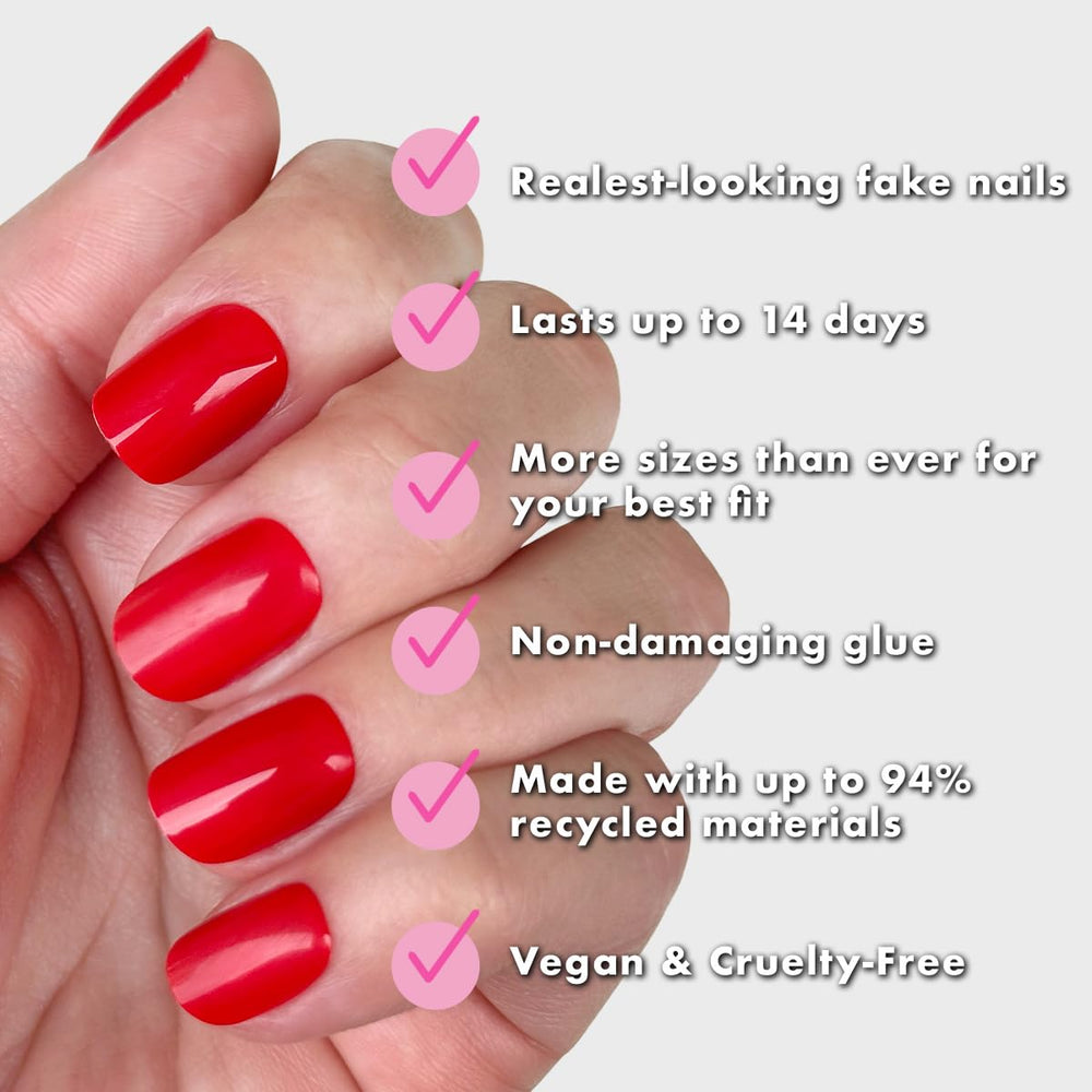Colle non toxique Olive & June Instant Mani pour une tenue sans danger.