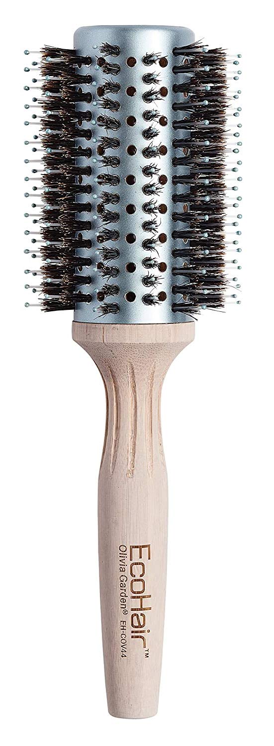 Brosse EcoHair d'Olivia Garden en bambou avec poignée artisanale, coiffage doux et durable.