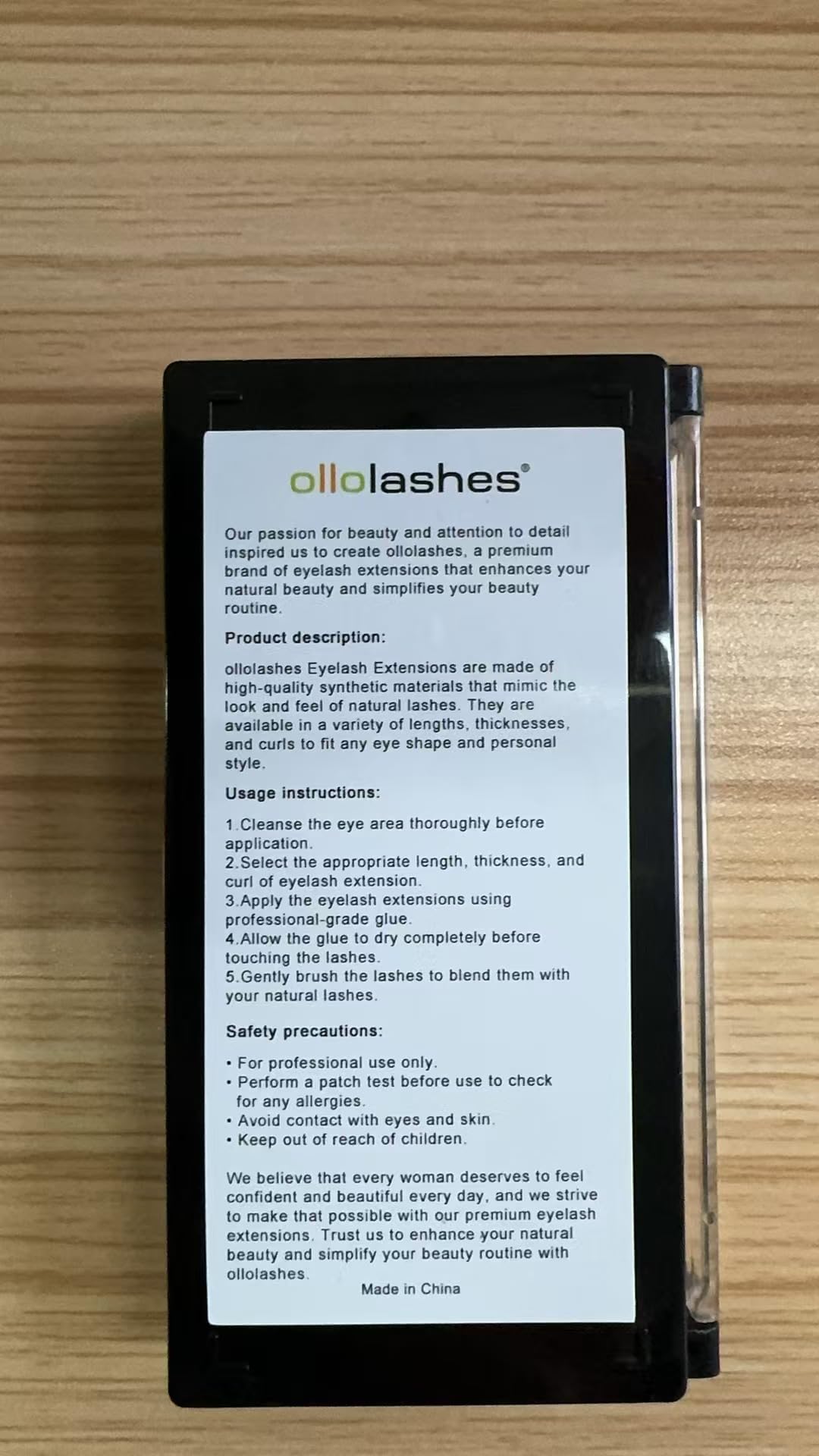 OLLOLASHES application cils bas, prélèvement facile et montage efficace.