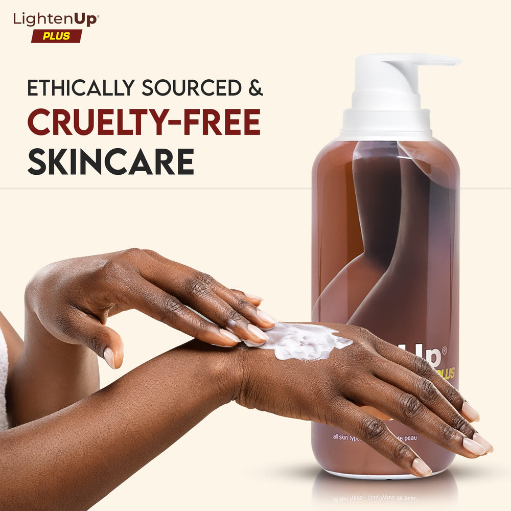 Beurre de karité dans Lighten-Up pour une hydratation durable.