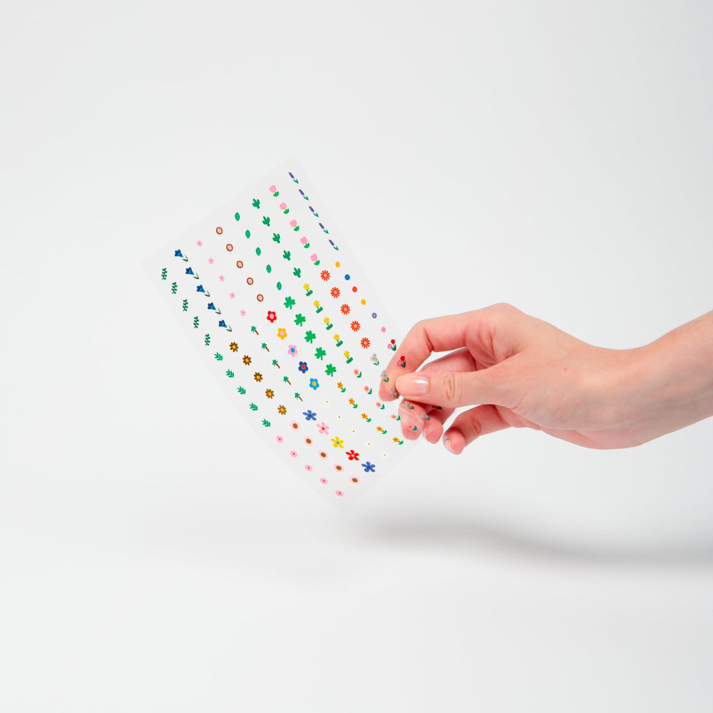 Omy Fleurs : stickers sans danger pour jeunes artistes.
