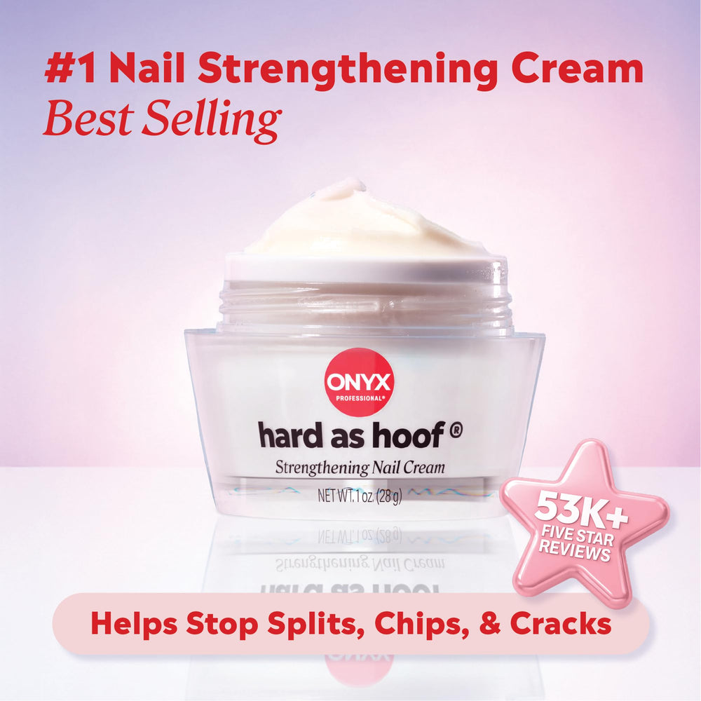Texture qui s’absorbe sans résidu gras sur les ongles grâce à Hard as Hoof.