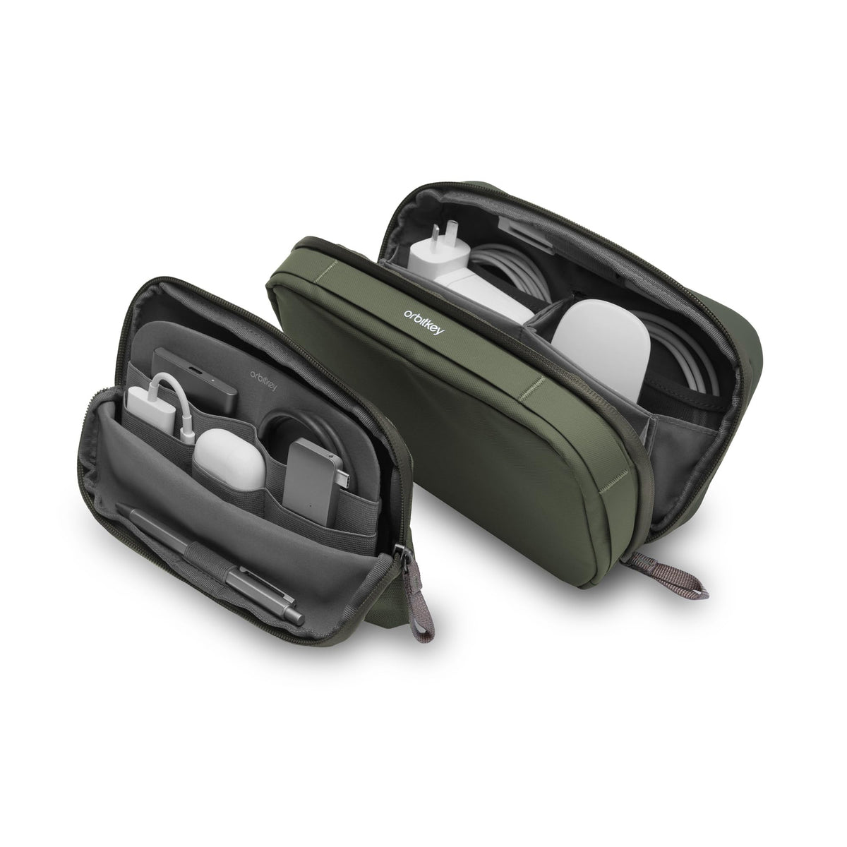 Pochette Olive Tech Orbitkey à double rangement facilitant l'organisation lors des déplacements