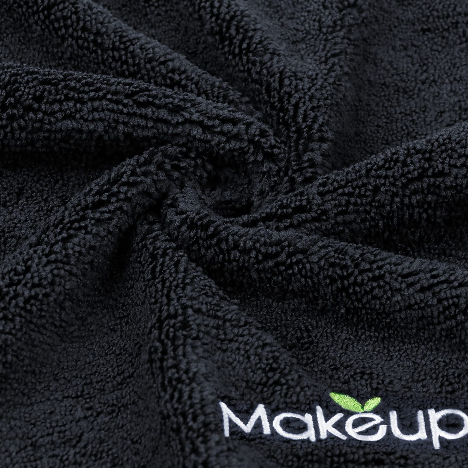 Lingettes visage microfibre noires Orighty, douceur supérieure pour tous types de peau.