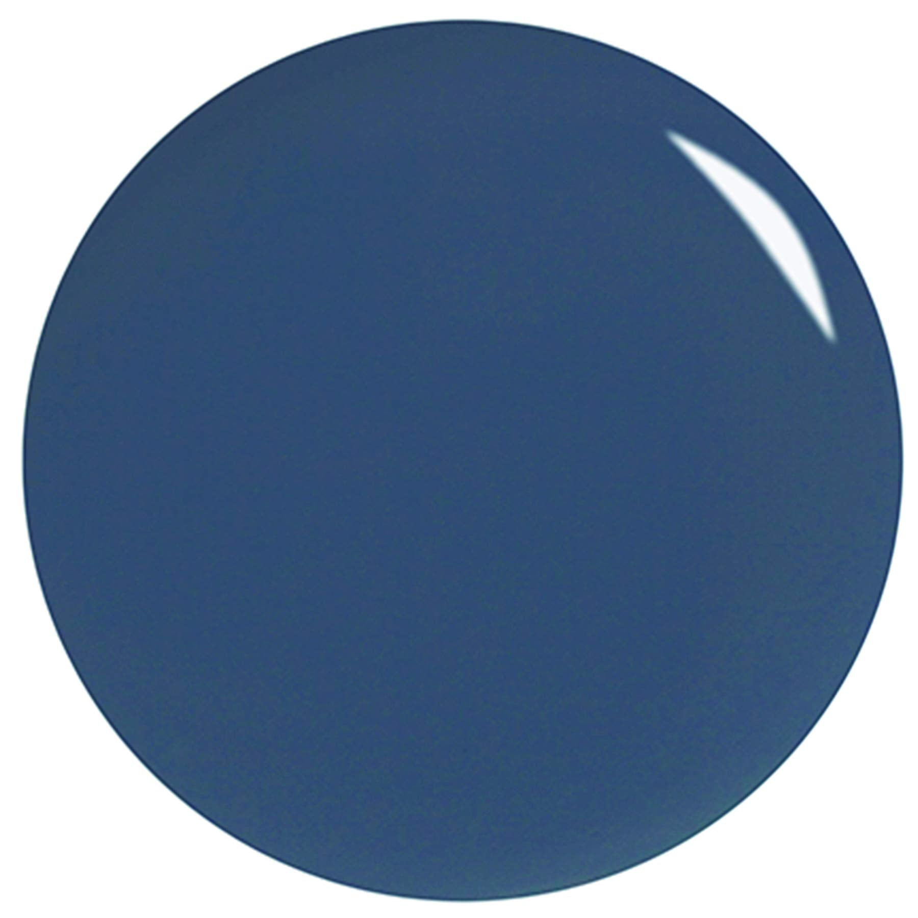 Application du vernis Orly Denim Detendu pour une teinte uniforme.