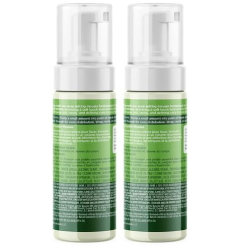 Texture légère de la mousse ORS pour démêler et définir sans lourdeur.