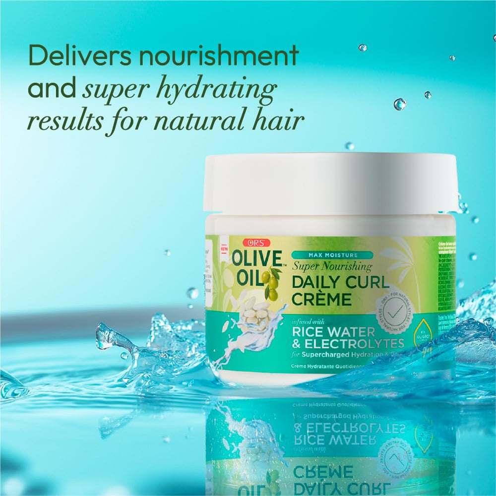ORS Olive Oil Max Moisture emballage et bouteille visibles sur l’étagère.