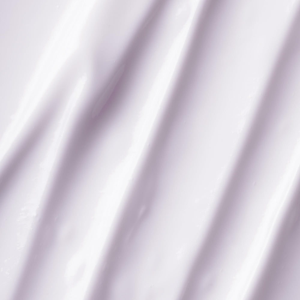 Texture crémeuse de la Crème Nuit Rêve OSEA pour hydratation profonde