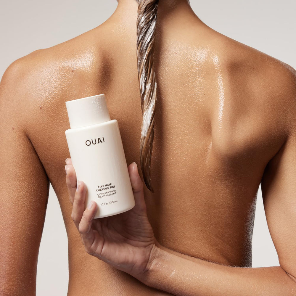 OUAI Conditionneur fins cheveux, application aisée pour un volume quotidien.