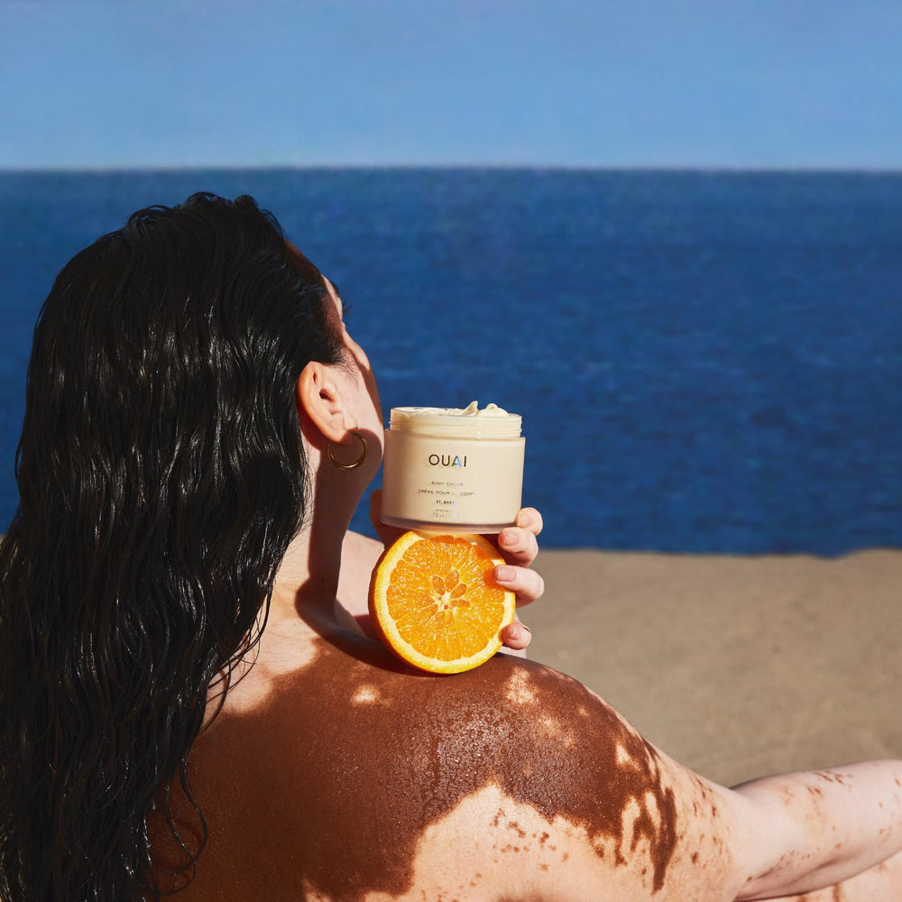 Squalane d’origine olive apaise et maintient l’hydratation.