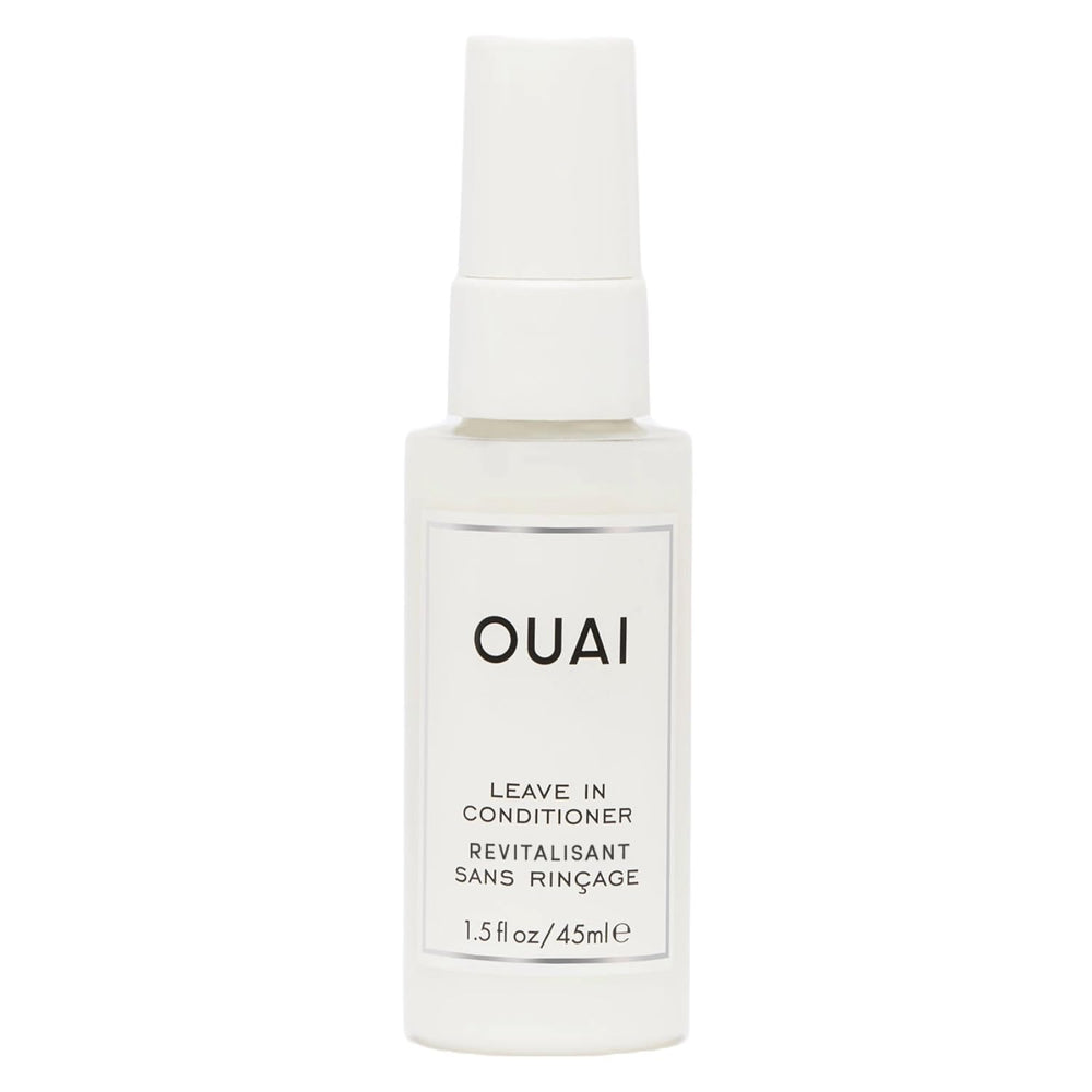 OUAI démelant spray bouteille démontrant démêlage rapide et facile