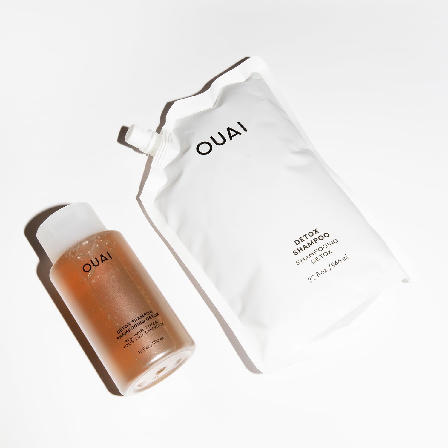 OUAI Detox Shampoo volume-brillance: apporte éclat et corps après rinçage.