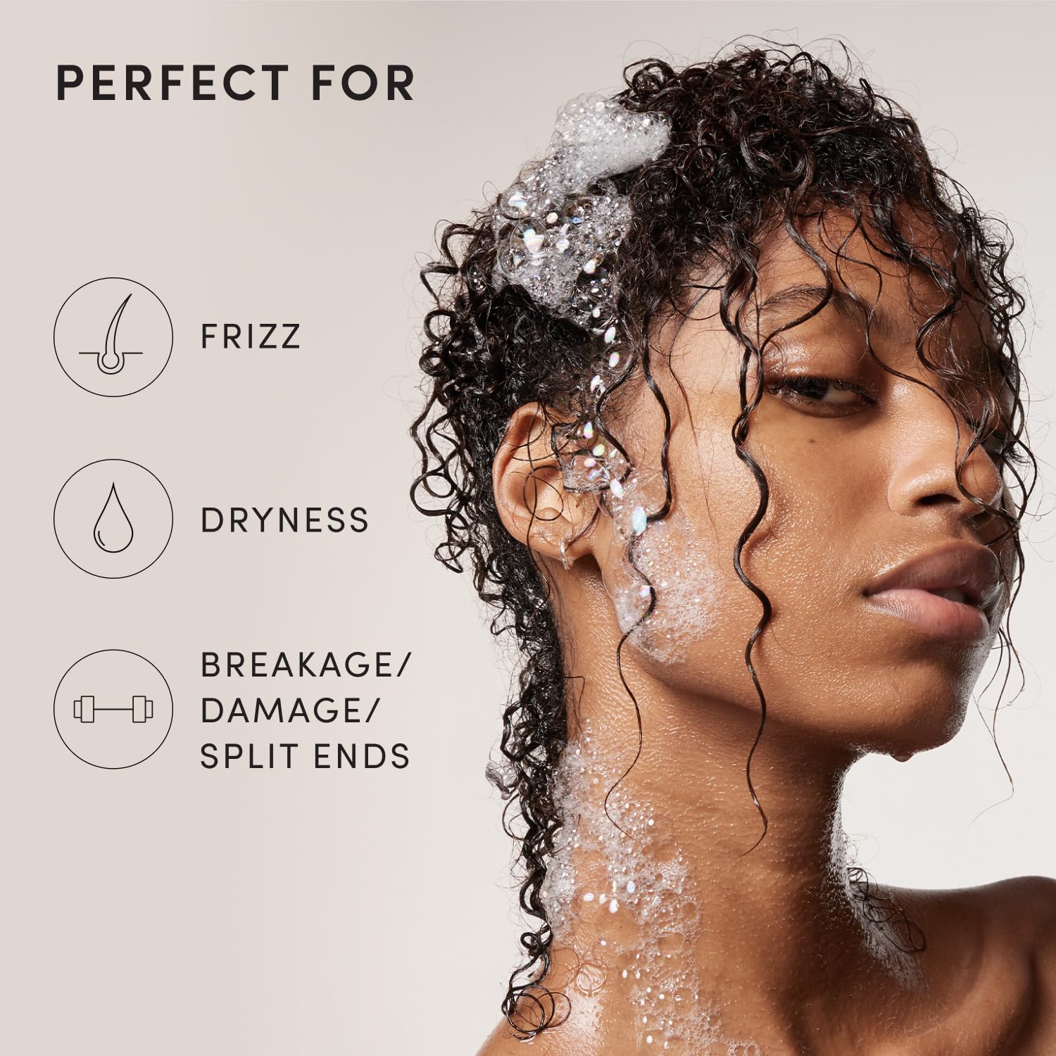 Shampooing OUAI: karite et avocat hydratent en profondeur.