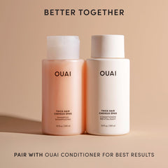 OUAI recharge, racine de guimauve facilite le démêlage des cheveux épais.