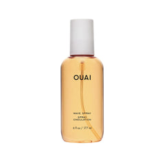 OUAI Wave Spray montre la bouteille, texture naturelle