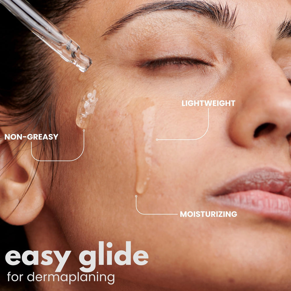 Huile pré et post dermaplaning, fabriquée aux États‑Unis.
