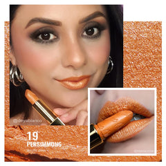 Oulac Lipstick – texture crème hydratante avec vitamine E et ricin.
