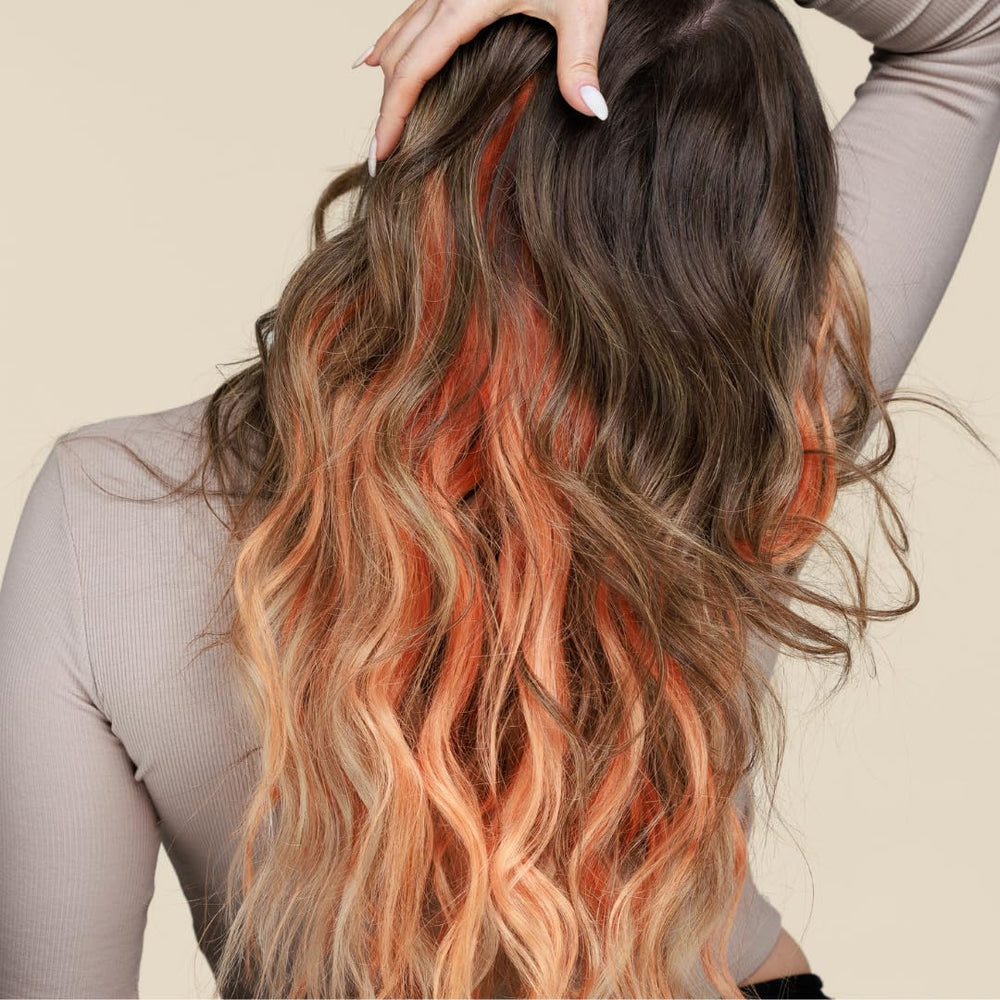 Overtone Blond Fraise – échantillon couleur montrant le rendu sur cheveux.