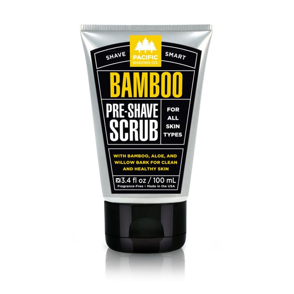 Marque Pacific Shaving Company – bouteille sur lavabo, exfolie en douceur et prépare la peau.
