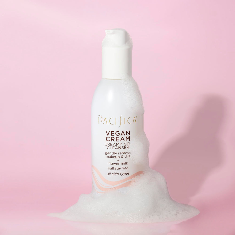 Démaquillage-maquillage-tenace par Pacifique: élimine maquillage tenace en douceur.