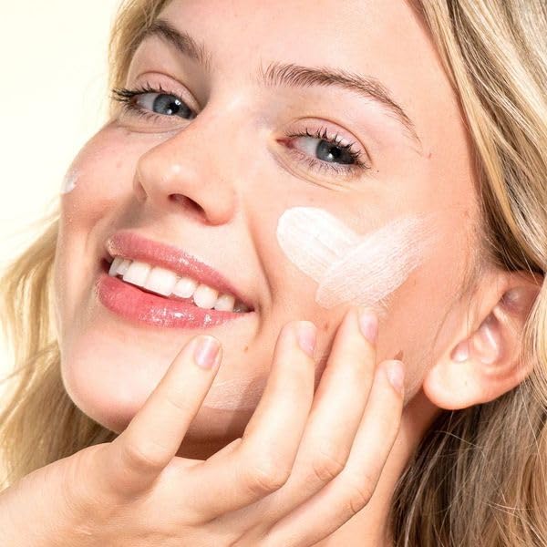Pacifica Reveil-Beaute – hydratation nocturne équilibrée pour peaux sèches et matures.