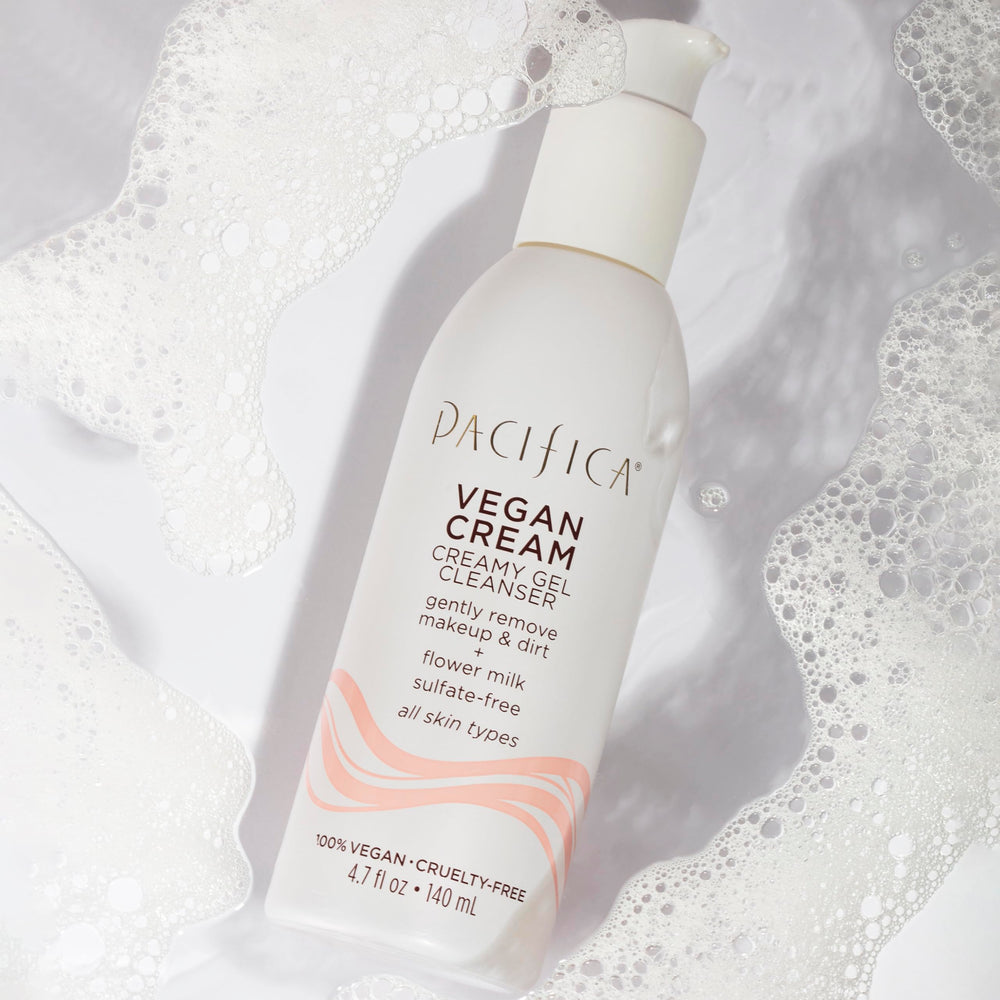 Sans-sulfates-sans-parabenes Pacifika: routine légère et respectueuse.