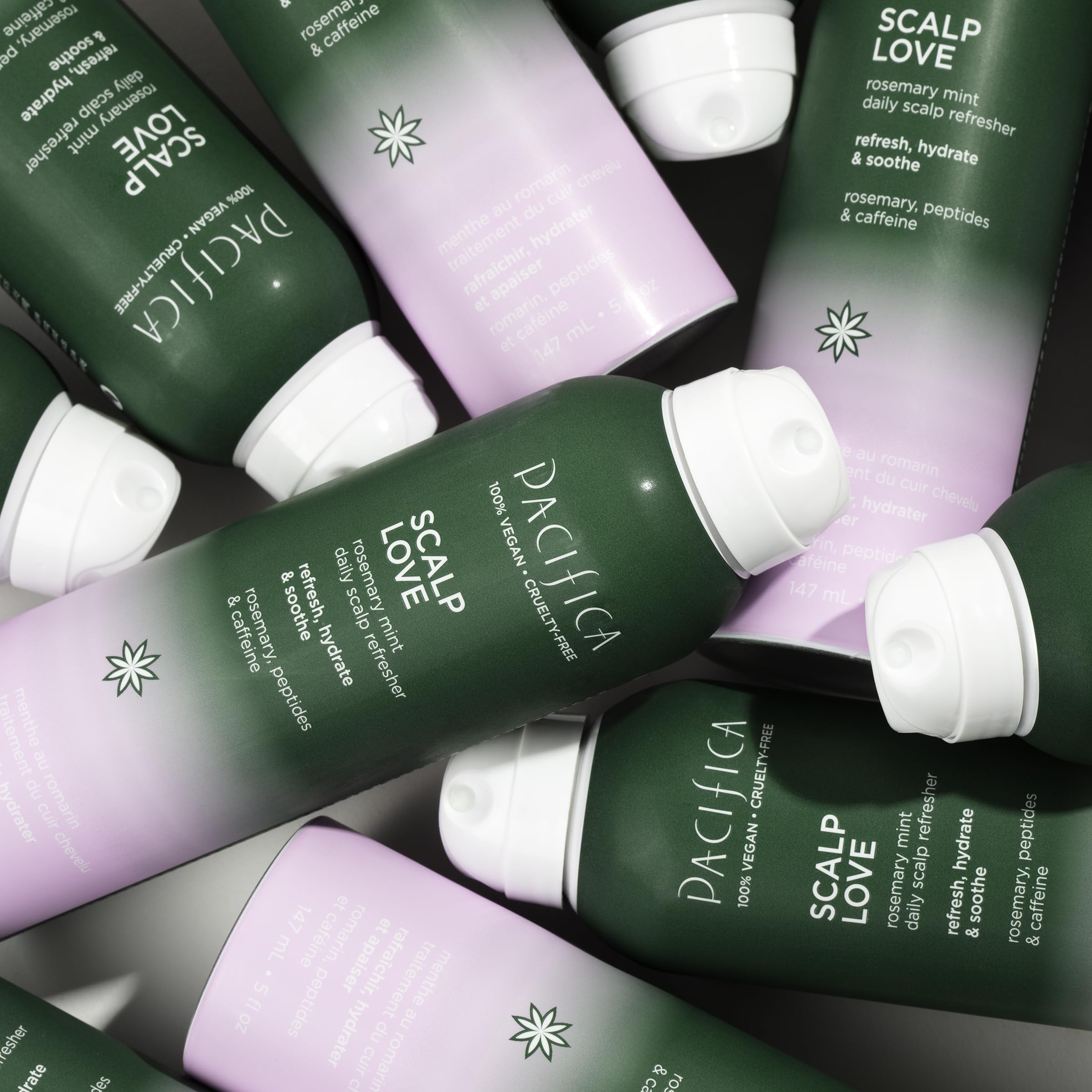 Texture légère et non grasse après l’application du Sérum Spray Pacífica.