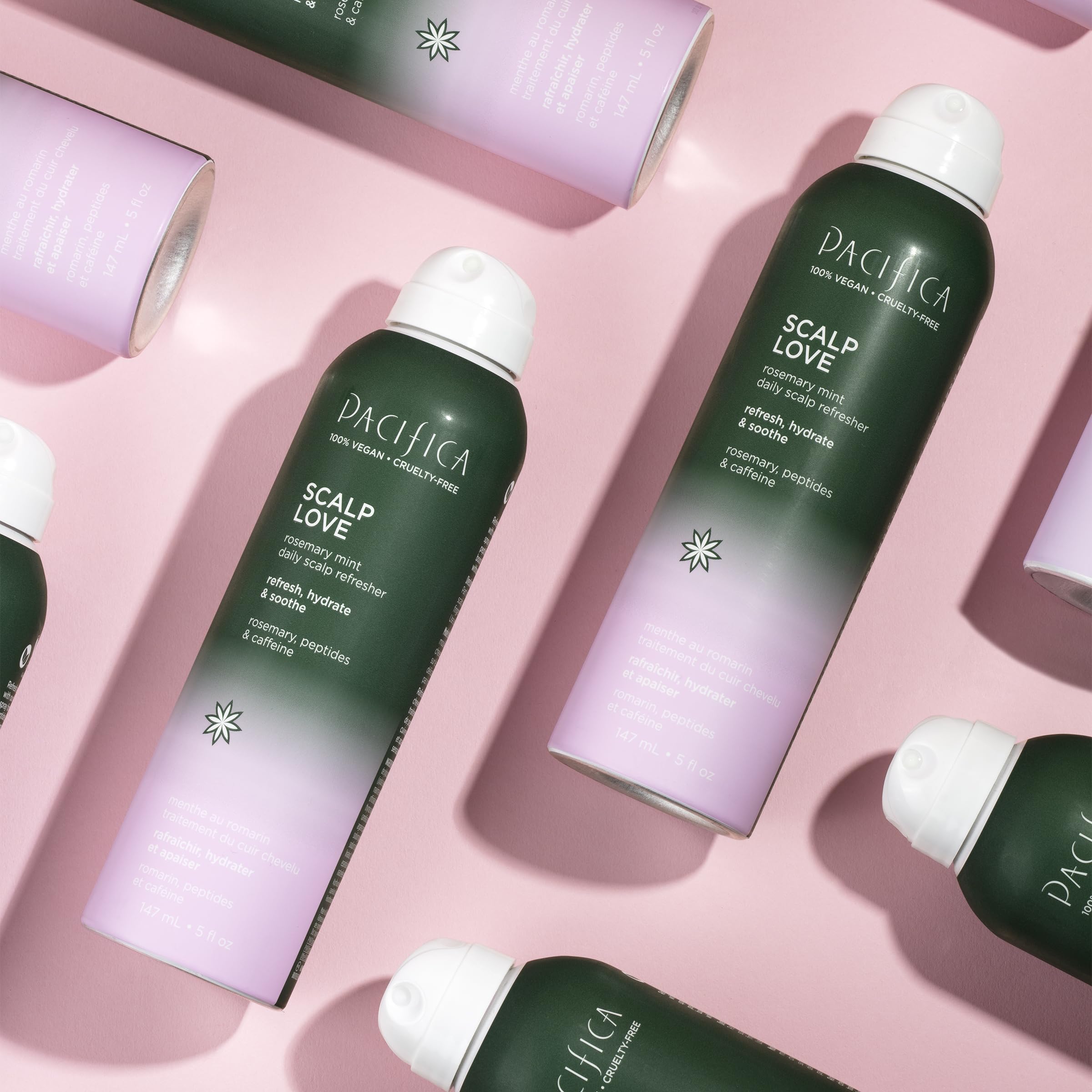 Sensation fraîche procurée par le Sérum Spray Pacífica sur le cuir-chevelu.