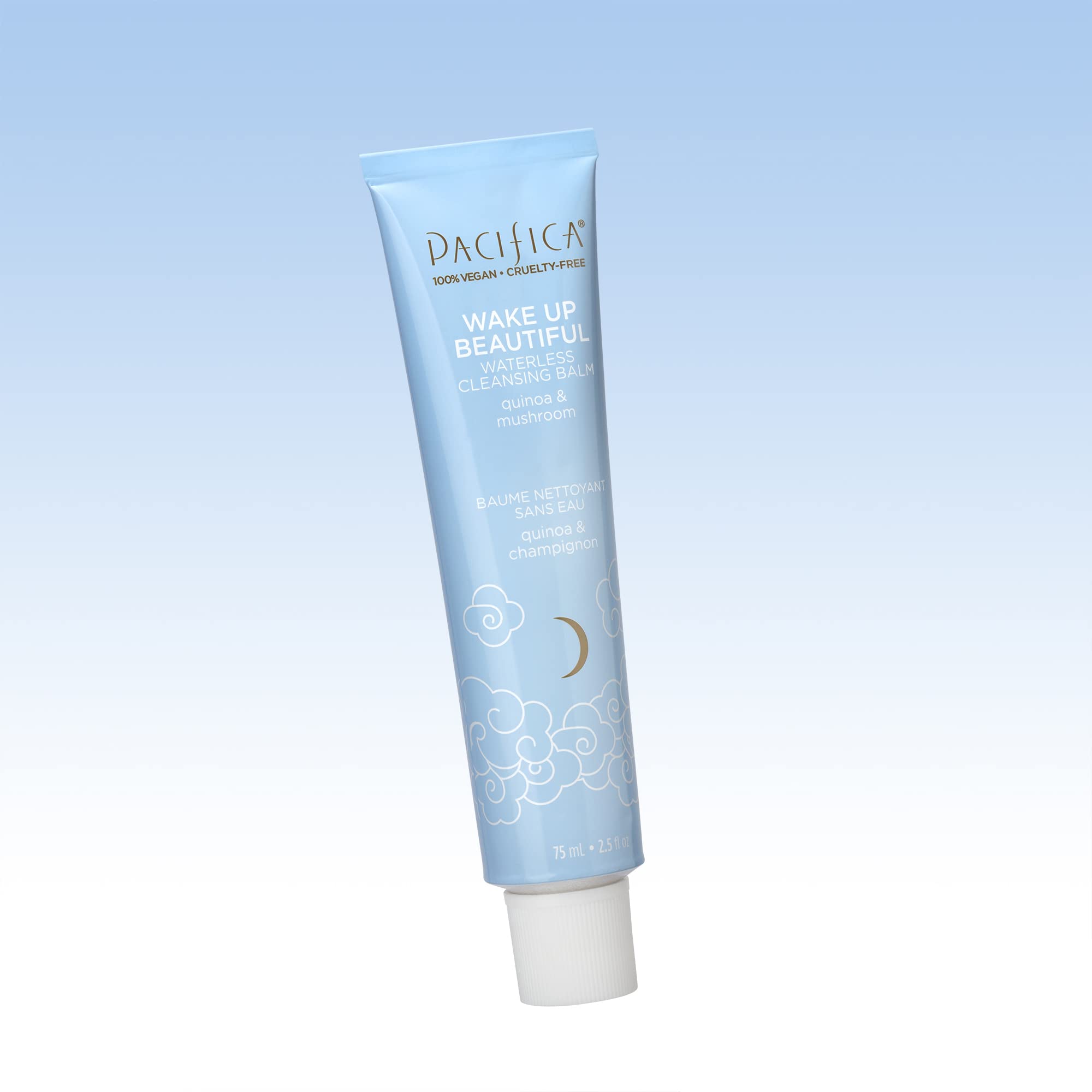 Application sur visage sec montrant la transformation en lait.