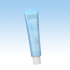Application sur visage sec montrant la transformation en lait.