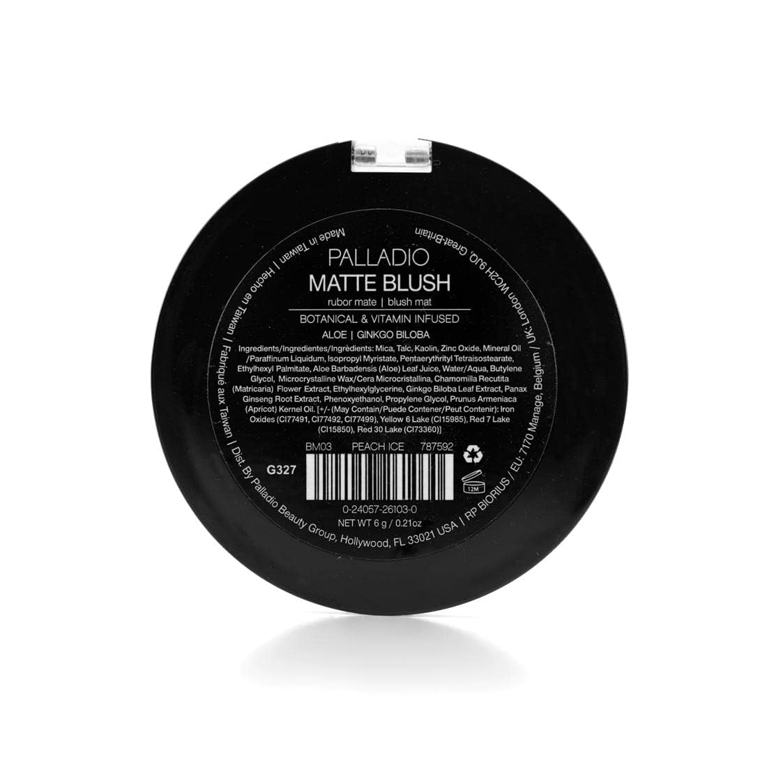 Estompage doux avec pinceau pour un rendu homogène et naturel.