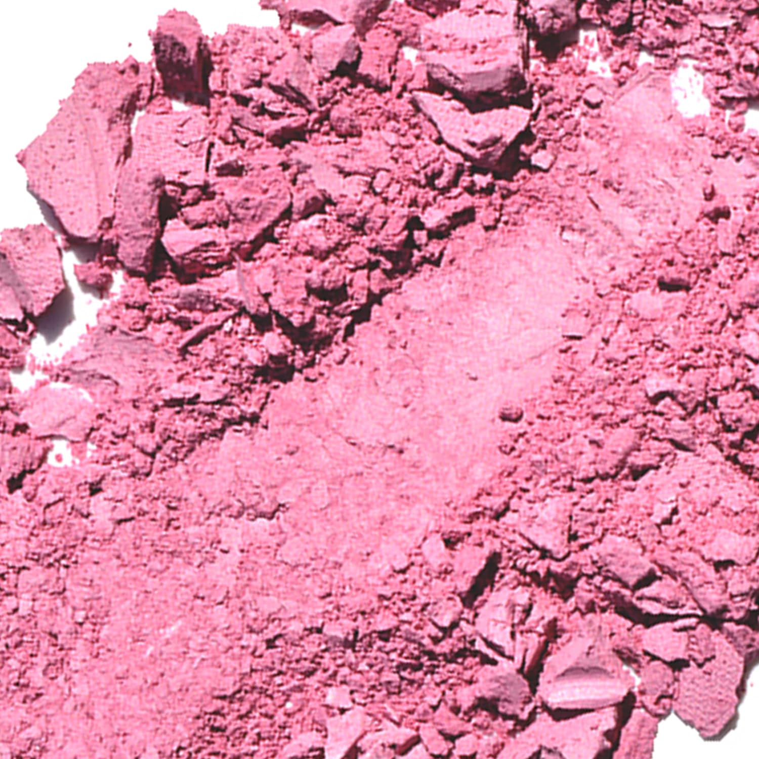 Teint naturel et satinage avec Palladio rose-framboise pour un look frais.