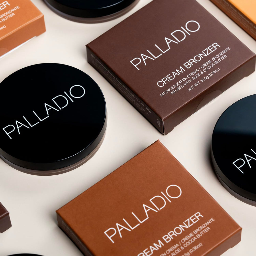 Fini hâlé naturel et durable avec Palladio Cream Bronzer sur le visage.