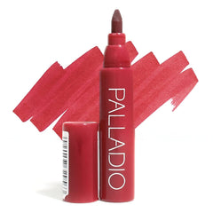 Palladio Lip Stain avec pointe biseau pour application précise et pigment intense.