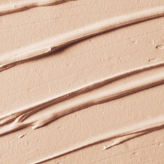 Texture légère Palladio Rice Primer pour une base naturelle et confortable.
