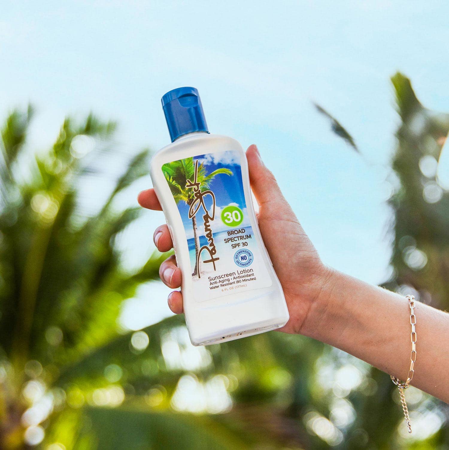 Panama Jack Lotion solaire – application douce sur peau sensible.