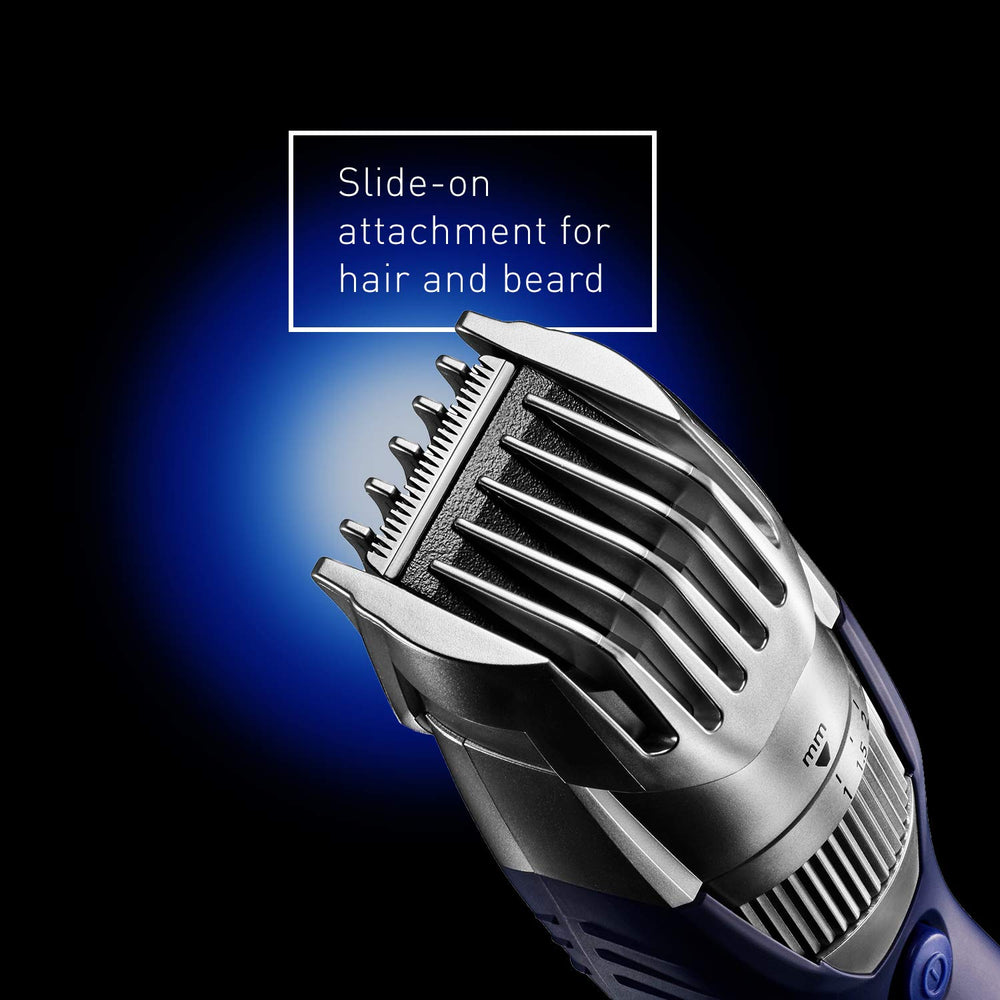 Brosse de nettoyage fournie avec la Panasonic ER-GB40-S pour entretien rapide.