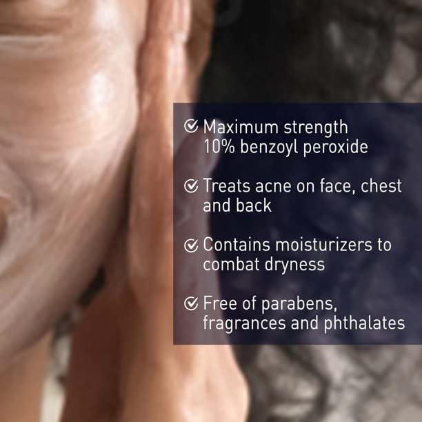 PanOxyl application mousse visage, pratique et rapide chaque matin et soir.