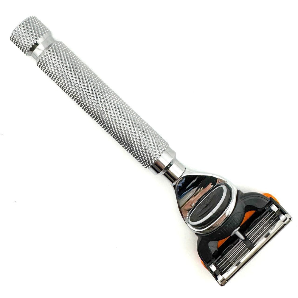 Parker Safety Razor : poignée métallique luxueuse offre équilibre et durabilité